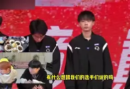 Doinb巅峰对决，科维托娃与40激战加拿大队分钟，关键助攻胜负难料！